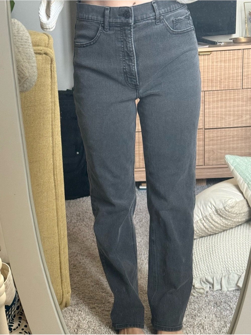Express Women's Straight Leg Jeans in Charcoal
